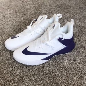 Nike Zoom Shift TB low - Size 15